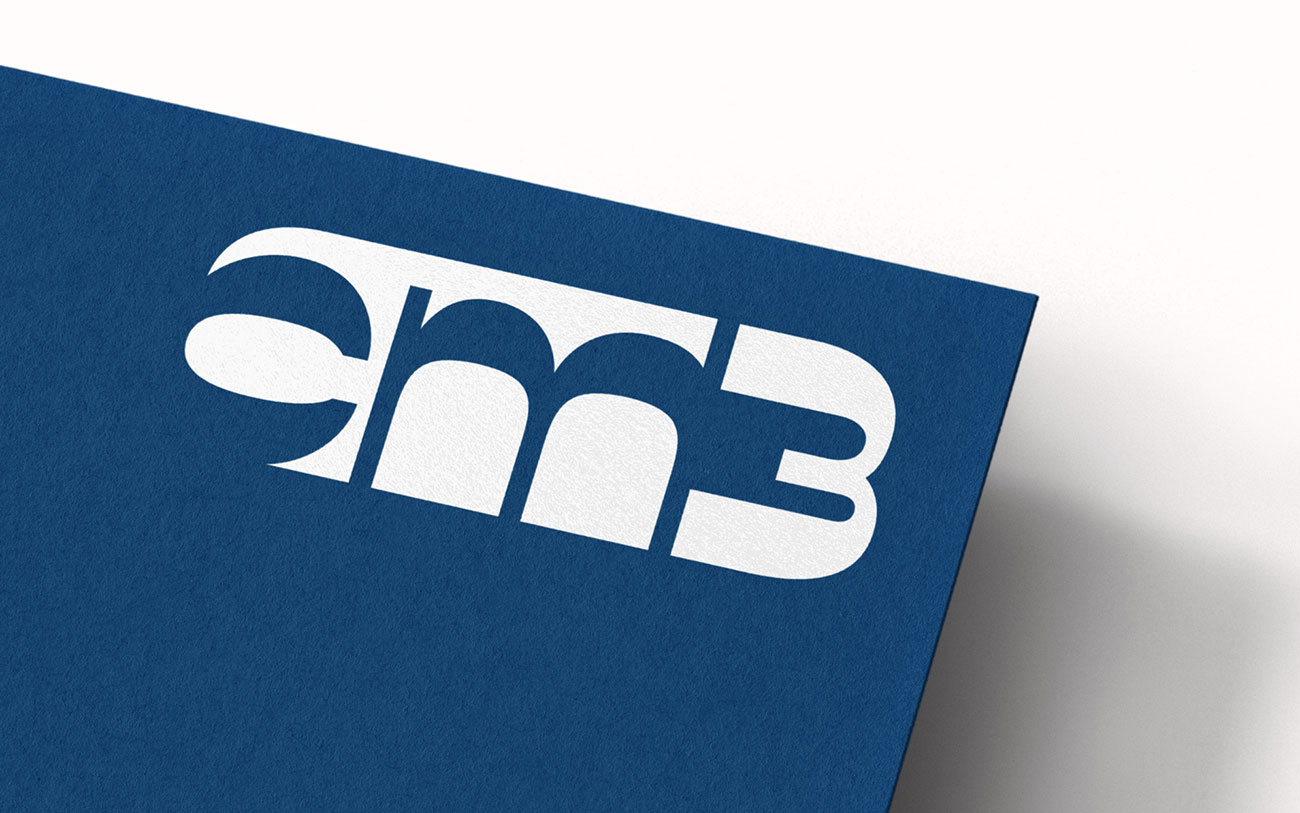 cm3 logo auf papier